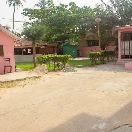 Pink Hostel 아크라 외부 사진